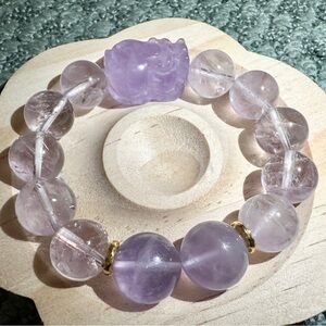 6.75 in-Lavender Amethyst Fluorite Beaded Bracelet 13.5-15 mm with Pixiu 18x24mm